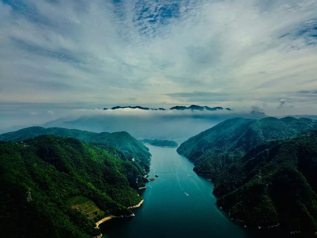 暖阳下的湖北小城友情篇章